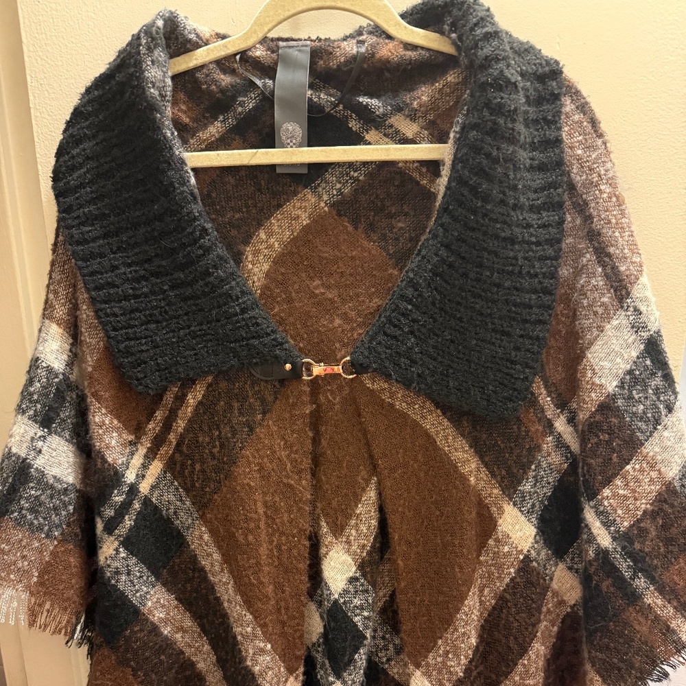 Vince Camuto Plaid Knit Poncho Cape – Brown & Black – One Size